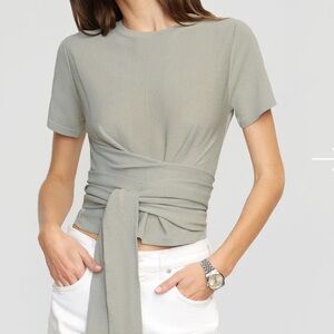 Never Worn - Modern Citizen Jude Cropped Tie-Front Top in Sage, size Small